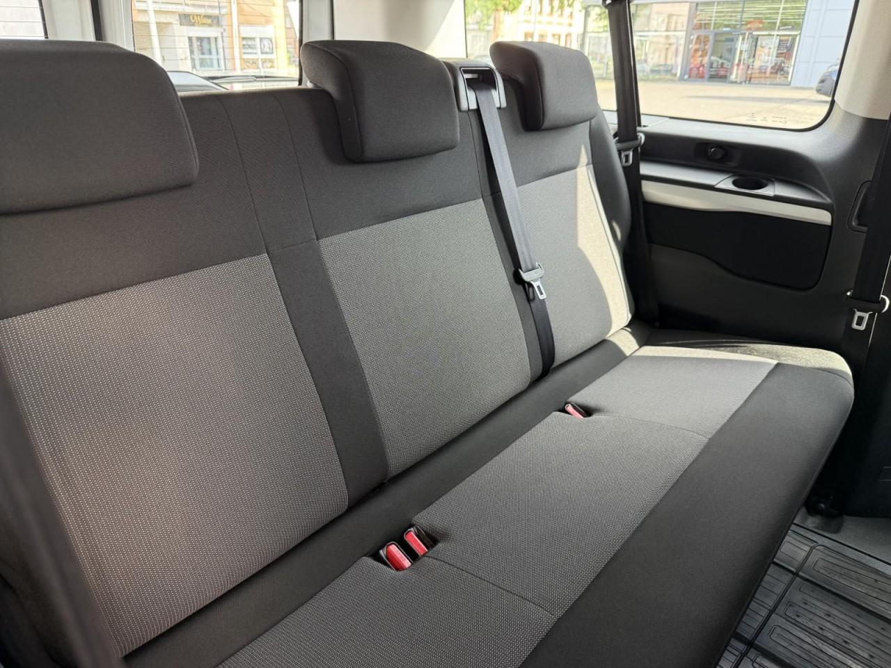 Toyota Proace 2.0 L2 Kombi Comfort NAVI PDC MFL 9SITZER