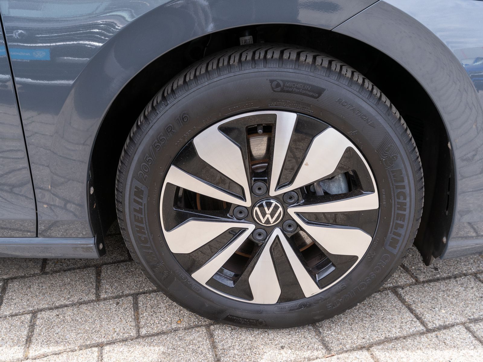 Volkswagen Golf - Bild 10