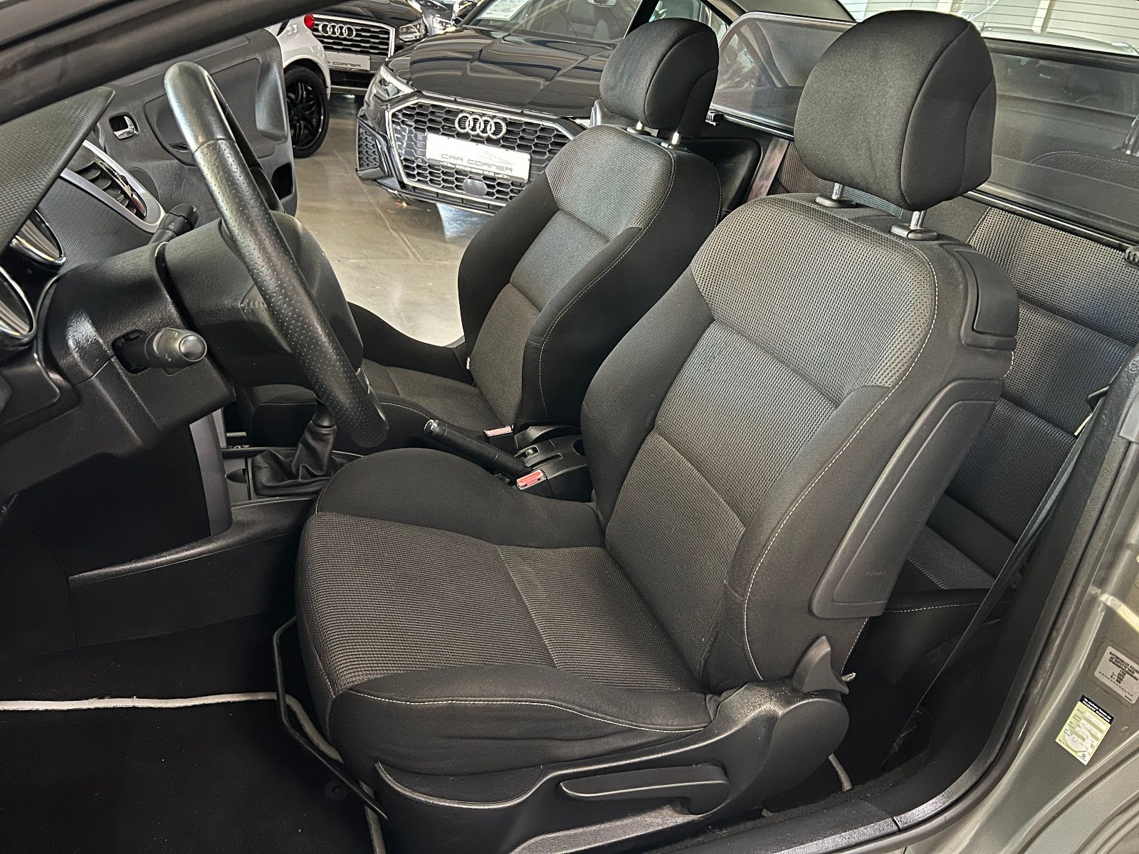 Peugeot 207 Cabrio Sport KLIMA 2.950 € NEW REPERATURE