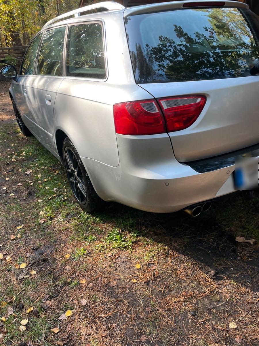 Seat Exeo 2011 — engine 143 HP (105kW)