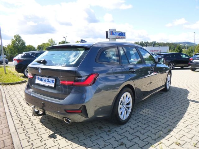 Fahrzeugabbildung BMW 320 i Touring >AUT/AHK/NAV/LED-Licht/PDC<