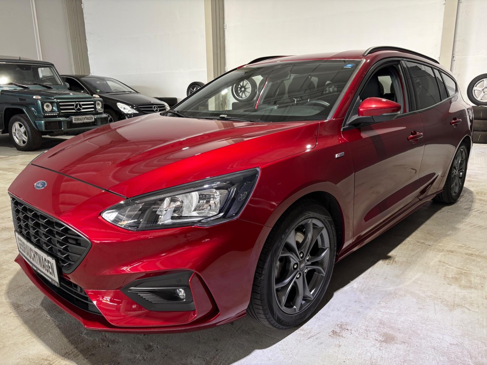 Ford Focus Turnier ST-Line*Navi*AHK*1.Hand*