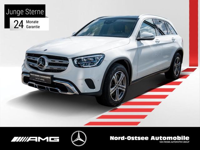 Mercedes-Benz GLC 300 e 4M KAMERA PANO AHK LED DISTR. MBUX ABC