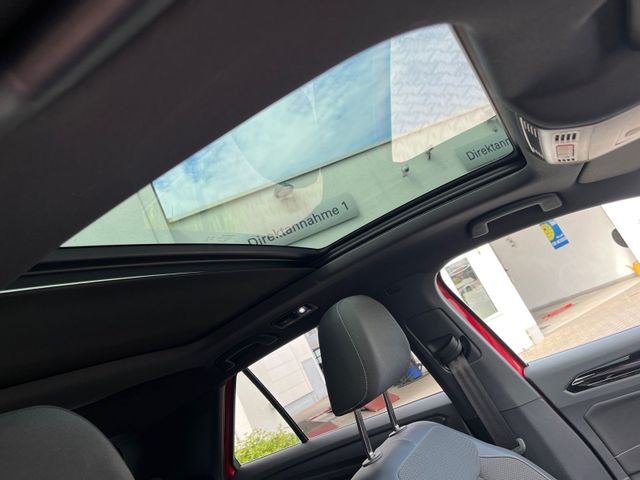 T-Roc 1.5 TSI DSG BLACK STYLE LED+PANO+KAM+AHK+