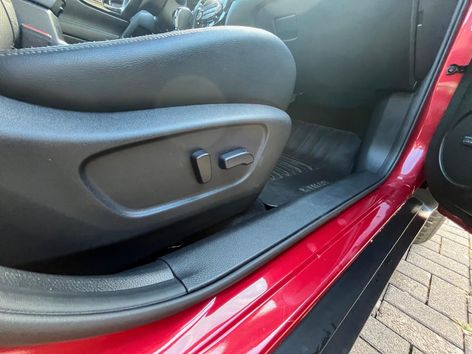 Nissan X-Trail Tekna*Pano*Bose