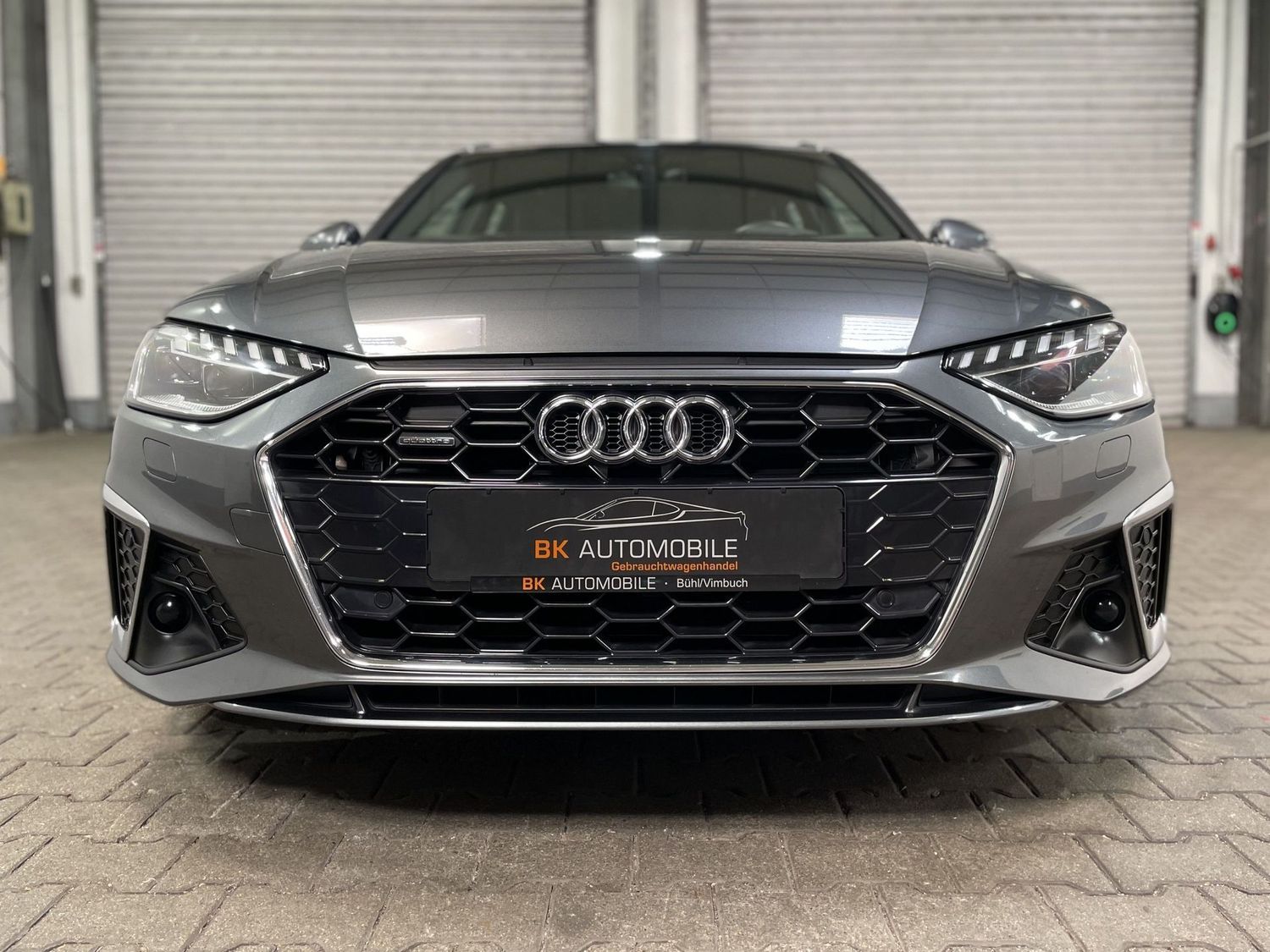Fahrzeugabbildung Audi A4 40 TDI quatt. 3x S-Line #Matrix#Virtual#ACC