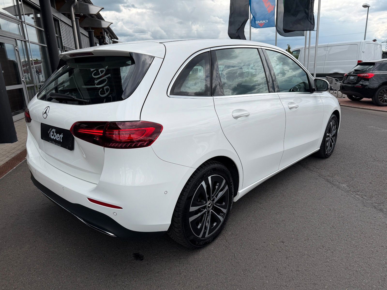 Fahrzeugabbildung Mercedes-Benz B 200 Progressive+AHK+MultiBeam+Memory+RFK+TotW