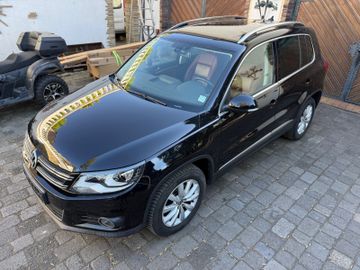 Volkswagen Tiguan - 4