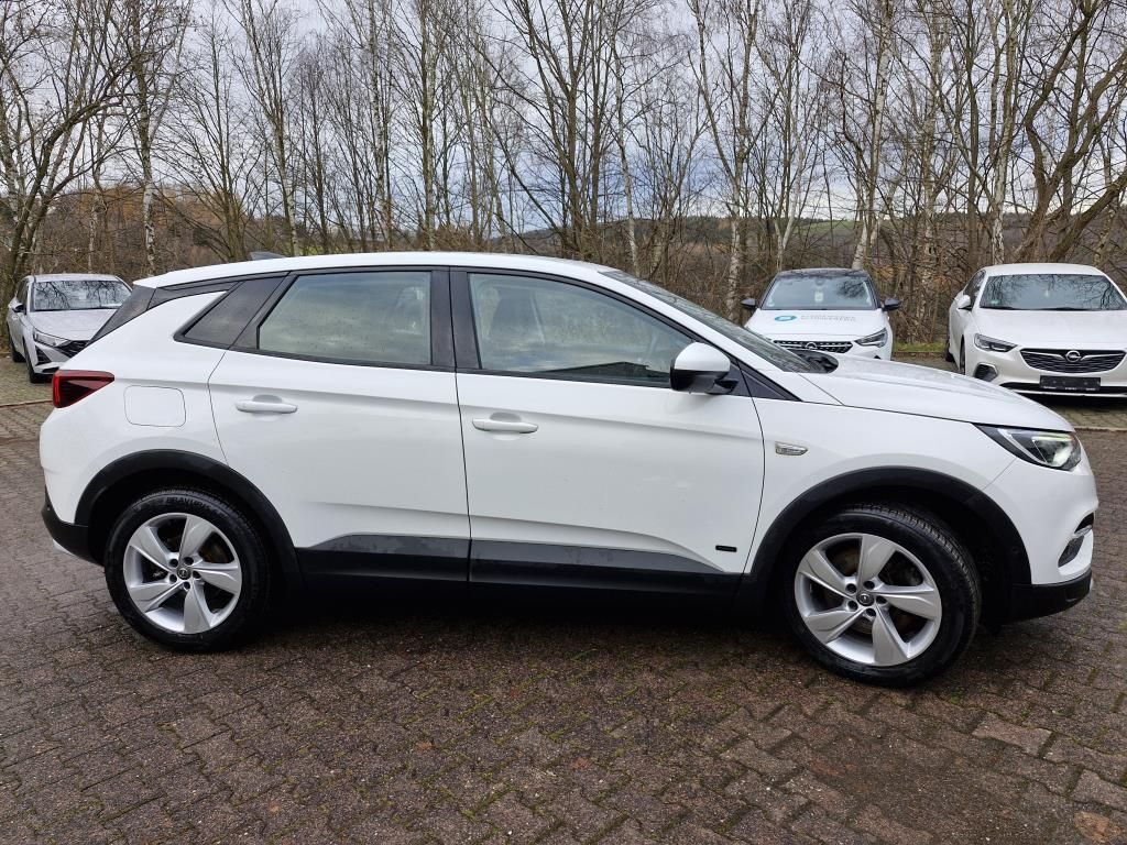 Autohaus Zimpel -  Opel Grandland X 1.6T PHEV AGR Sitze+Keyless - Bild 3