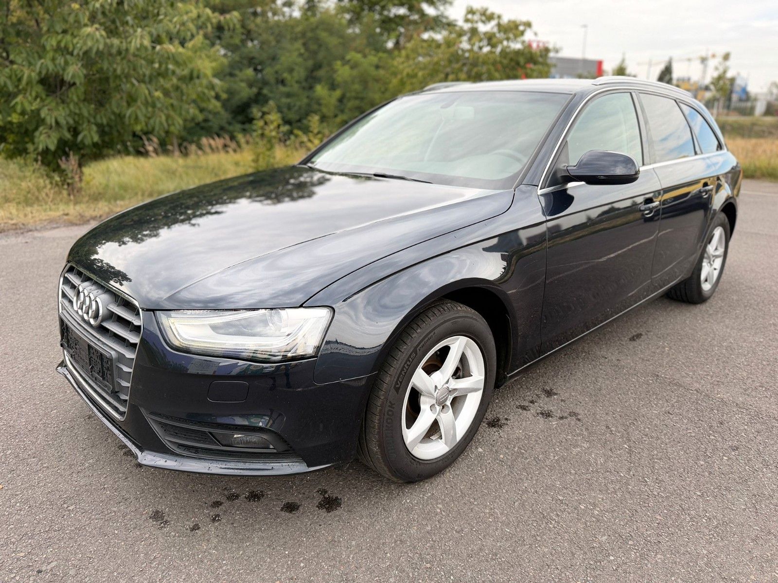Audi A4 - 1