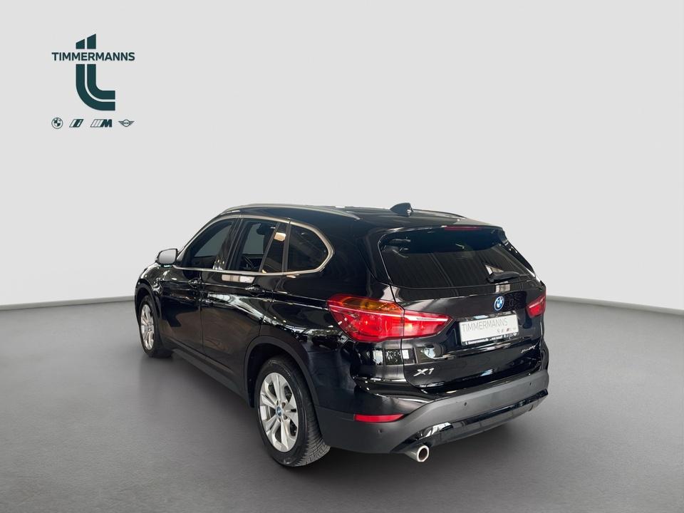 BMW X1 xDrive25e Advantage Steptronic Aut. Panorama