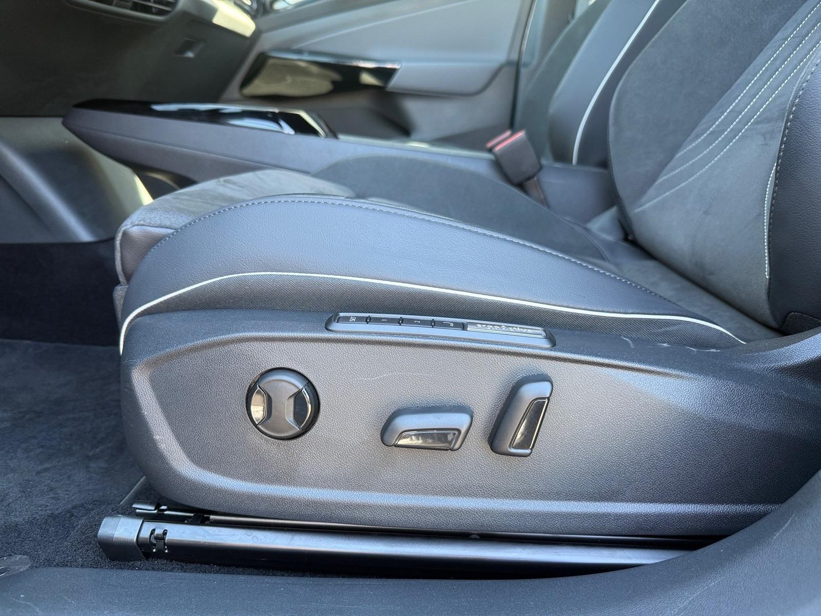 Volkswagen ID.4 Pro *WÄRMEPUMPE*AHK*HARMAN KARDON*KAMERA*, миниатюра 8