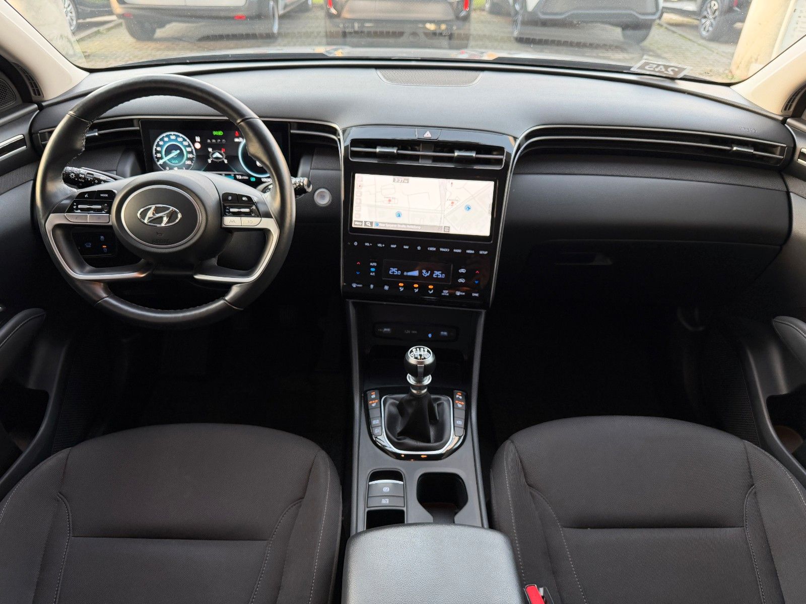 Fahrzeugabbildung Hyundai Tucson Trend 150PS Navi/Kamera/LED!