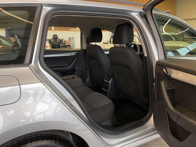 MYAUTOCENTER – Gebraucht- und Jahreswagen mit Werkstattservice in Pfaffenhofen Skoda Octavia Combi Ambition *2. Hand*Klima*PDC*Radio*