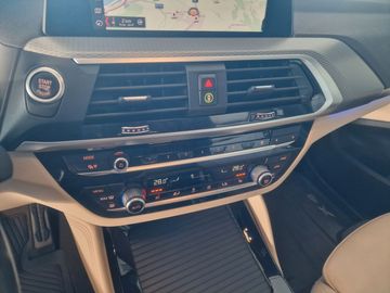 BMW X4 - 10