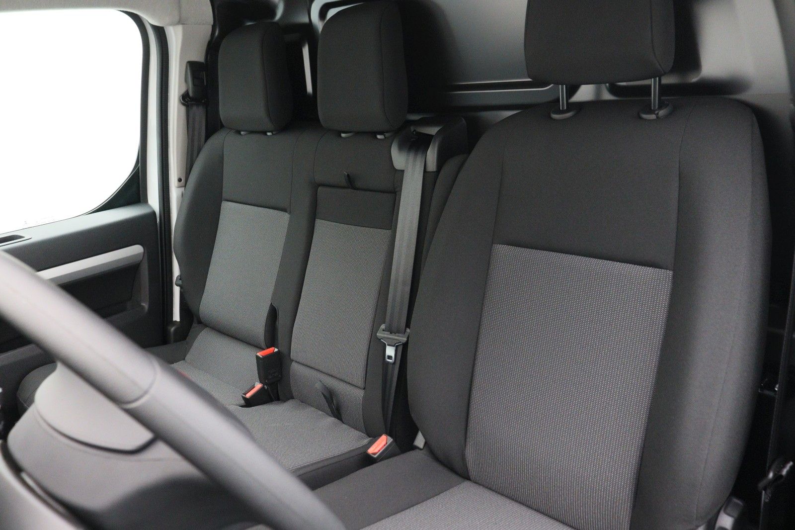 Fahrzeugabbildung Fiat Scudo Kastenwagen SX L2 2.0 145 MT6