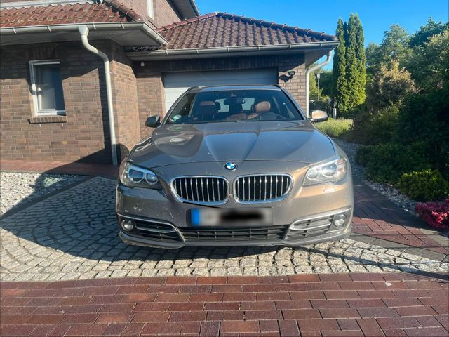 BMW BMW 530d *Head-Up* Panorama* *Luxury Line*...