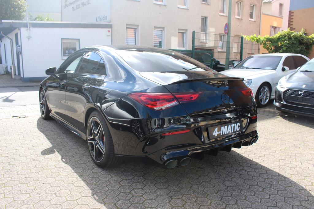 Mercedes-Benz CLA 35 AMG