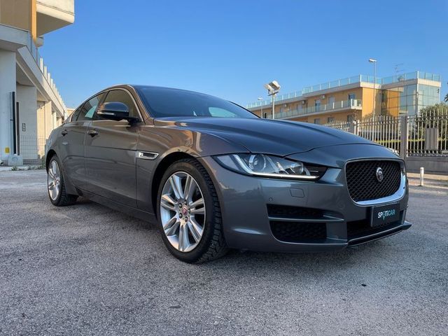 Jaguar XE 2.0 D Turbo aut. Prestige Business Edi