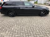 Mercedes-Benz E 350 d T EXCLUSIVE Autom. EXCLUSIVE - Mercedes-Benz E 350 in Braunschweig
