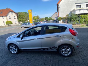 Bild 5 Ford FIESTA TREND KLIMA EFH WINDSCHUTZSCHEIBE BEHEIZT