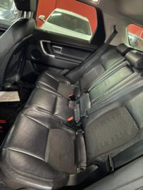 Land-Rover Discovery Sport - 11