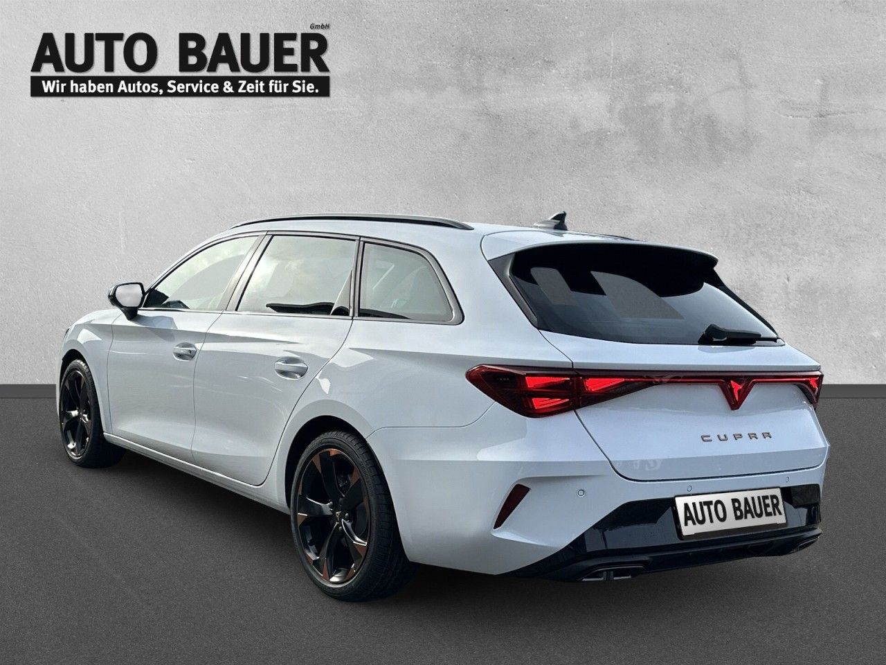 Fahrzeugabbildung CUPRA Leon Sportstourer 1.5 TSI 110 kW (150 PS) 6-Gang - mit KI generiert/bearbeitet
