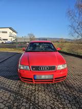 Audi S4 B5 - Audi A4 aus 1998: Kombi