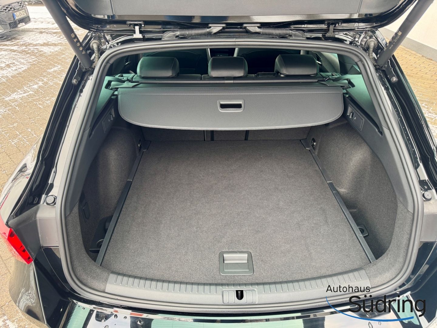 Leon Sportstourer 1,5 eTSI DSG ACC Full Link