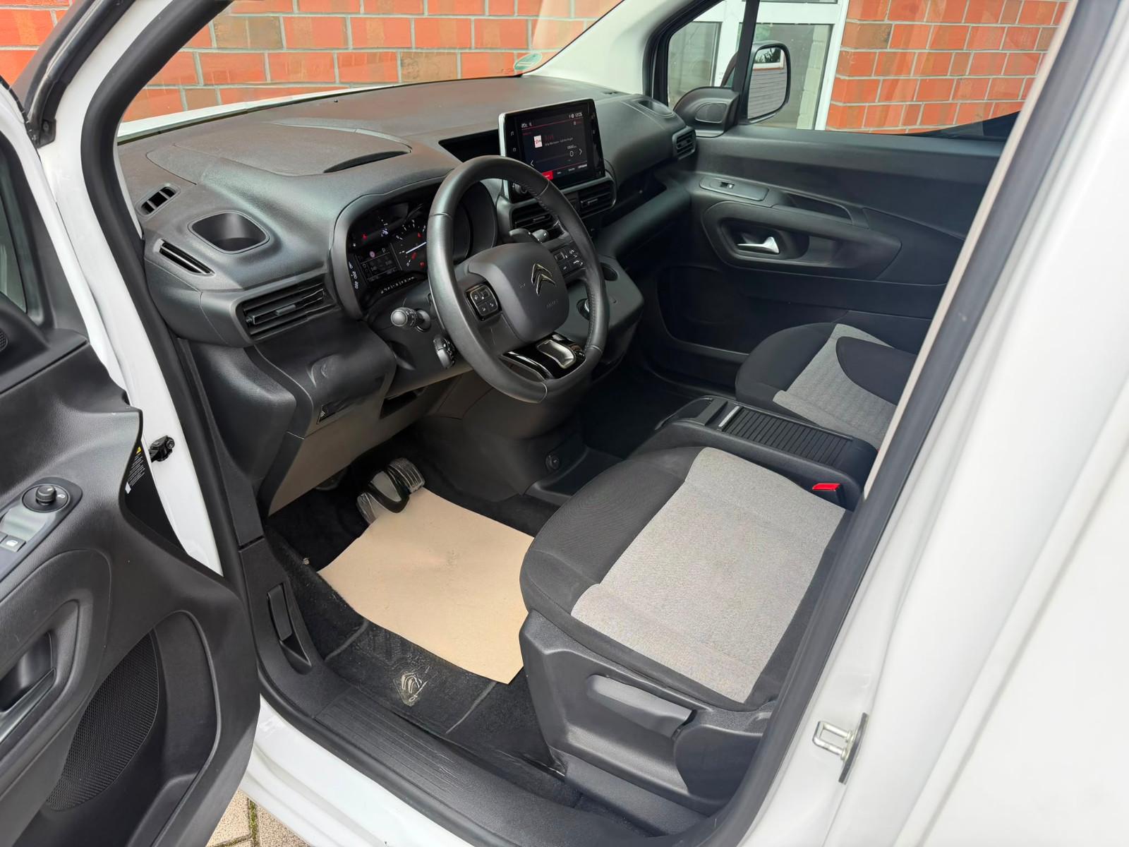 Citroën Berlingo 1.5 HDi MPV Feel M Aut. LED 360° 1.Hand
