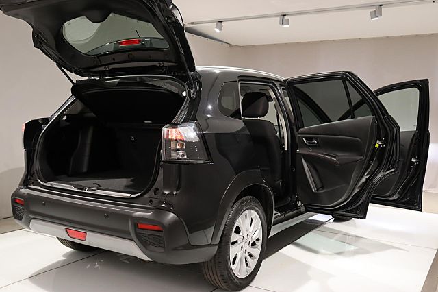 SX4 S-Cross 1.4 M-Hybrid Allgrip SHZ TEMPOMAT KA