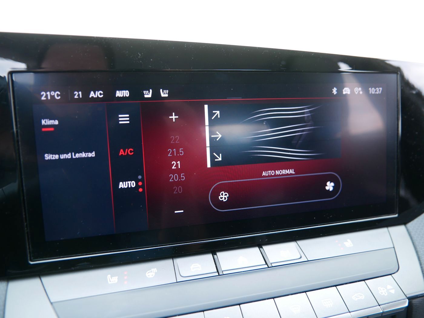 Fahrzeugabbildung Opel Astra -L 1.2 Enjoy Kamera SHZ+LHZ LED NAVI ALU