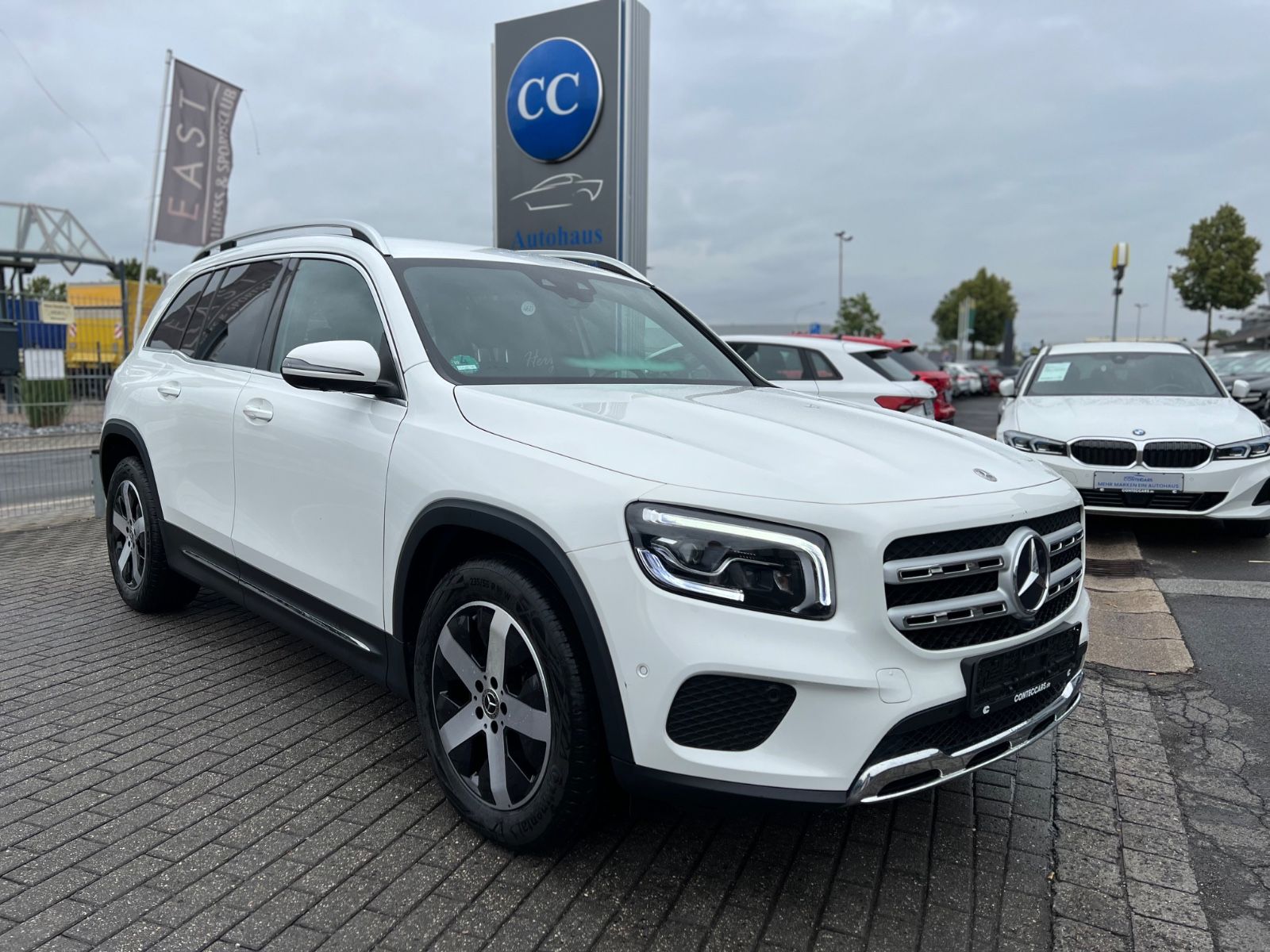 Mercedes-Benz GLB 200d 4M Progressive AMB+AHK+LED+360°+Artico