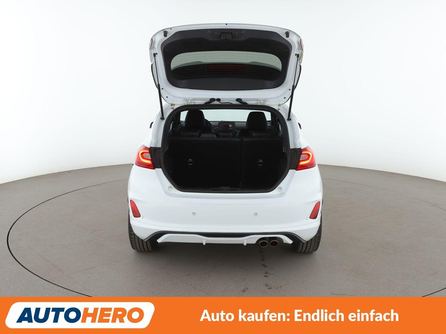 Ford Fiesta 1.5 EcoBoost ST *NAVI*LED*PDC*TEMPO*SHZ*