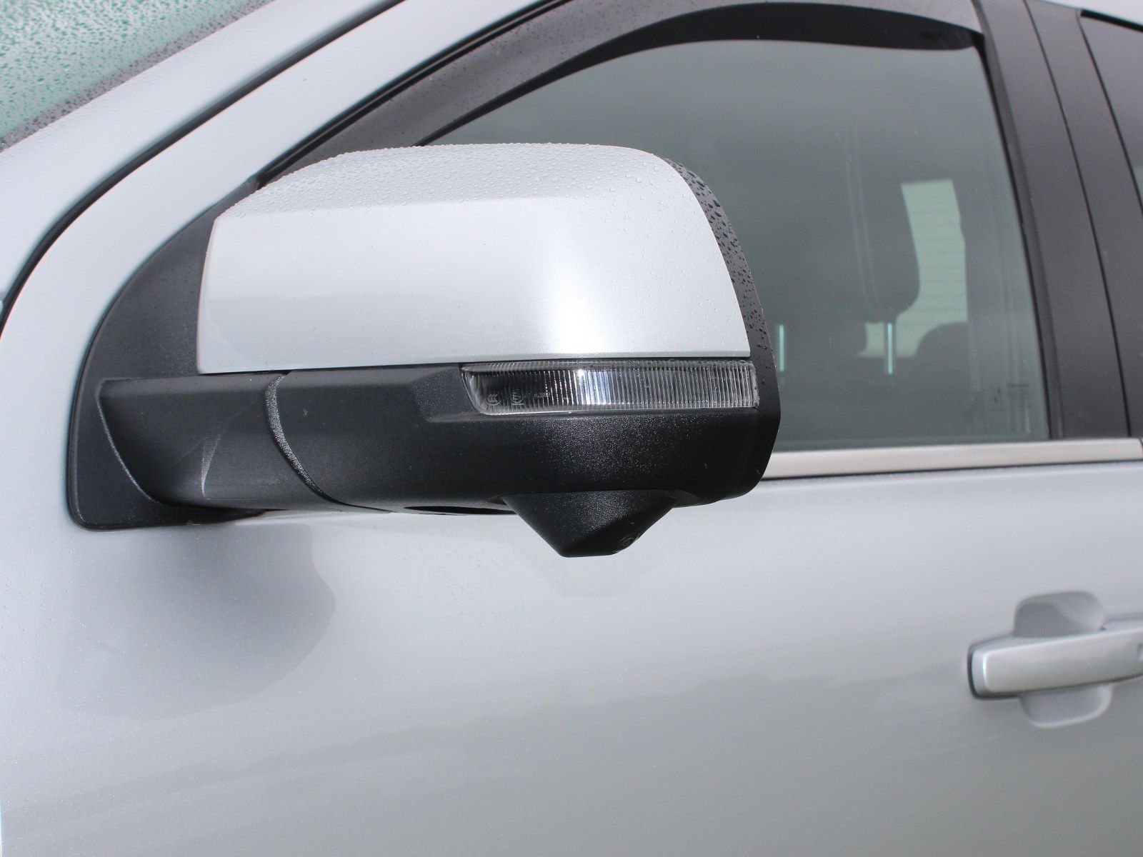 Fahrzeugabbildung Ford Ranger Platinum e-4WD Doppelkabine
