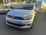 Volkswagen Touran Comfortline ,LED,AHK,Navi,SHZ - VW Touran Gebrauchtwagen in Kassel