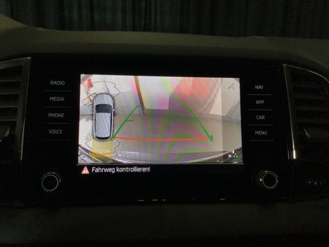 Fahrzeugabbildung Skoda Karoq Style 1.5 TSI DSG/ACC/Kamera/SmartLink/LED