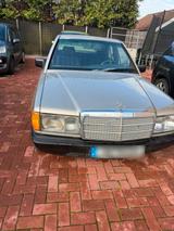 Mercedes-Benz mercedes benz 190  2.5  diesel - Mercedes-Benz 190 aus 1986 mit Diesel-Antrieb