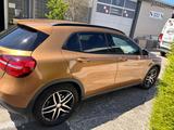 Mercedes-Benz GLA 180 - - Mercedes-Benz GLA 180 von privat