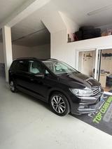 Volkswagen Touran 2.0 TDI 150 CV SCR DSG Comfort - VW Touran mit Halbautomatikschaltung