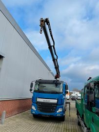 Fahrzeugabbildung DAF CF 440 mit Ladekran HMF 2120K4