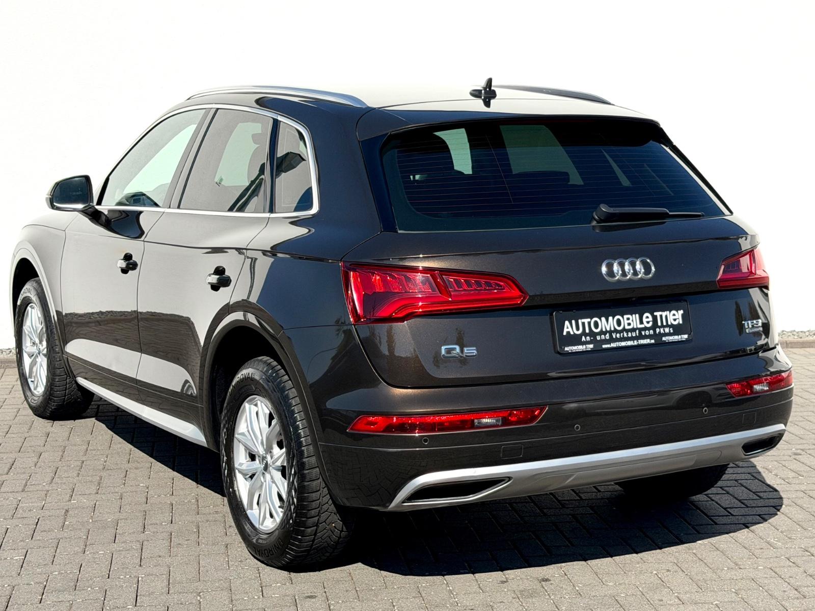 Audi Q5 2.0 TFSI quattro design /NAVI/LED/CAM/1.HAND/