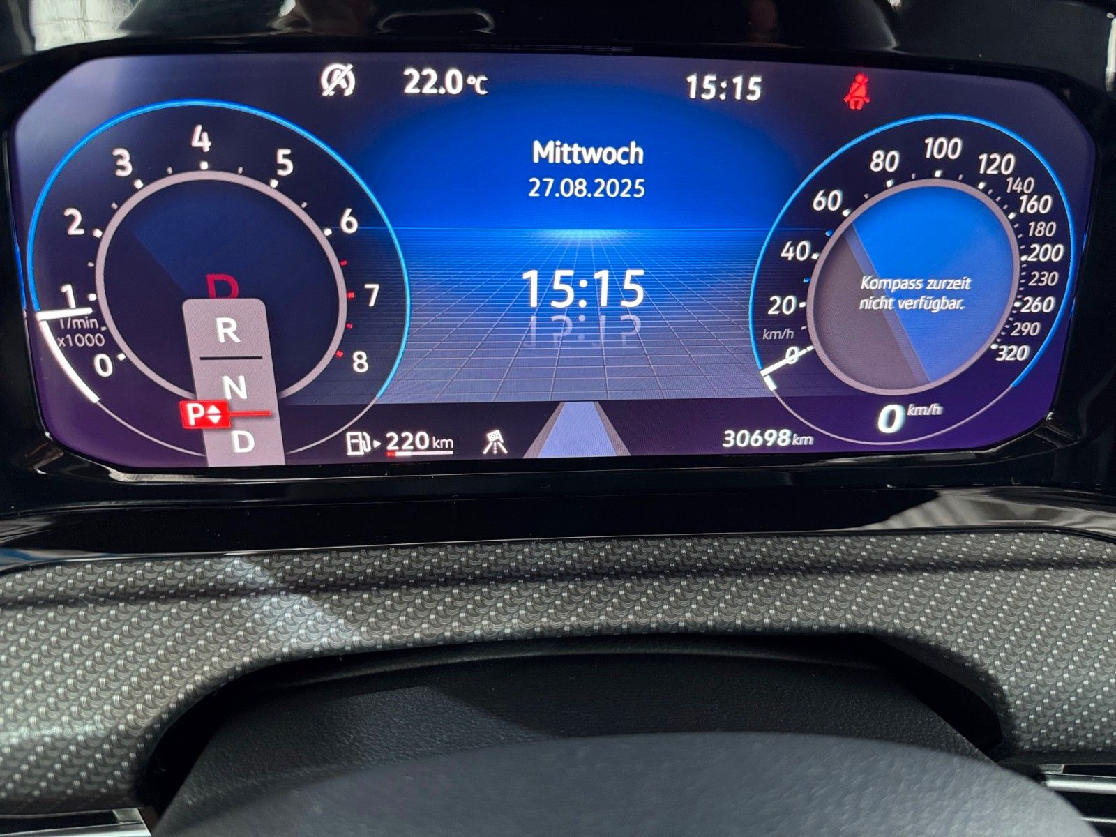 Fahrzeugabbildung Volkswagen Golf VIII Variant R 4Motion 2.0 TSI