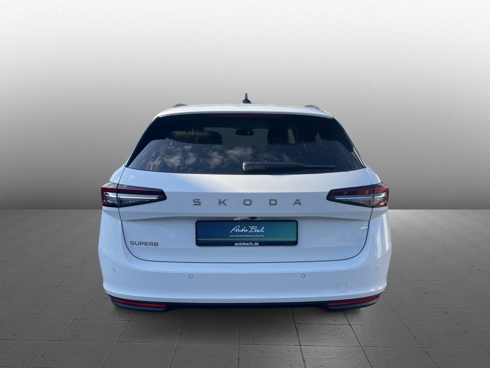 Skoda Superb - Bild 3