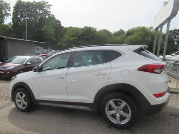 Hyundai TUCSON - 12