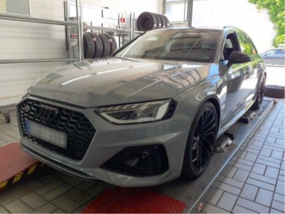 Audi RS4