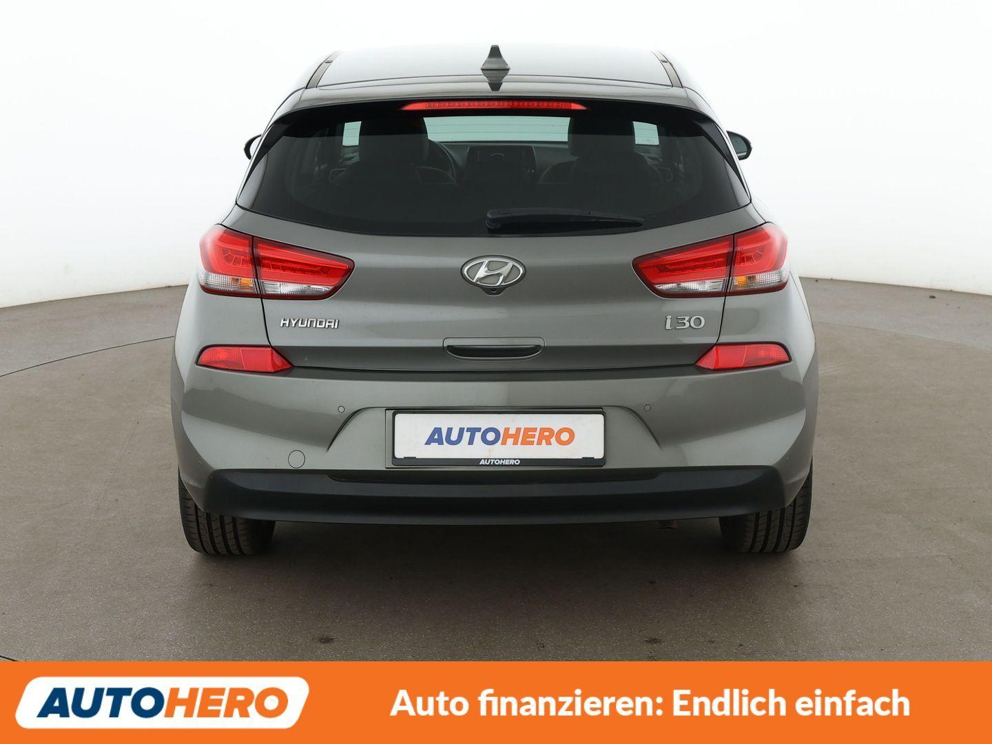 Hyundai i30 1.4 TGDI Premium Aut*NAVI*LED*ACC*CAM*PDC*