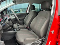 Fahrzeugabbildung Opel Corsa E 1.4 Color Edition AppleCarPlay Sitzhzng