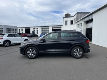 Volkswagen Tiguan - 3