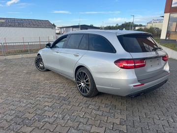 Mercedes E 220 - 3